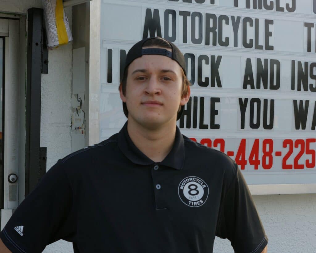 8 Ball Mtorcycle Tires St. Paetersburg Manager - Chris Tate